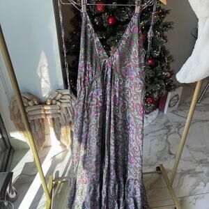 Green and pink paisley